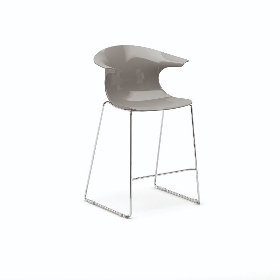 dizajnerske-stolice-za-ugostiteljstvo